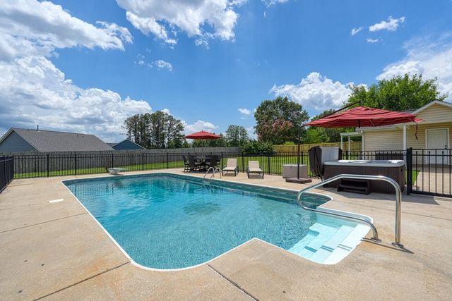 140 Bermuda Lane, Inman, SC 29349