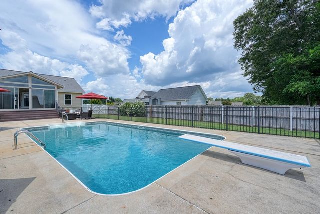 140 Bermuda Lane, Inman, SC 29349