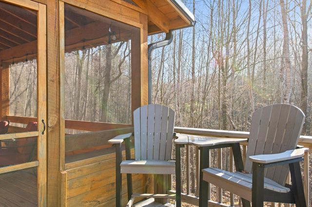 N8065 Wolf Lane, Hayward, WI 54843