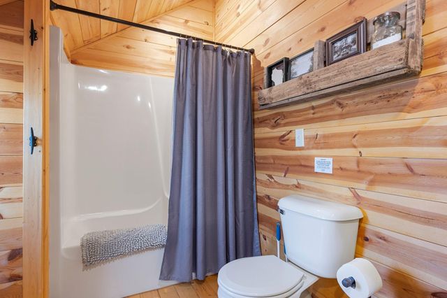 N8065 Wolf Lane, Hayward, WI 54843