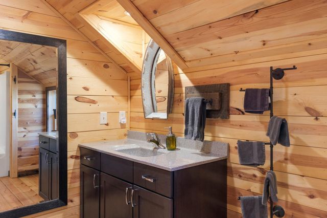 N8065 Wolf Lane, Hayward, WI 54843