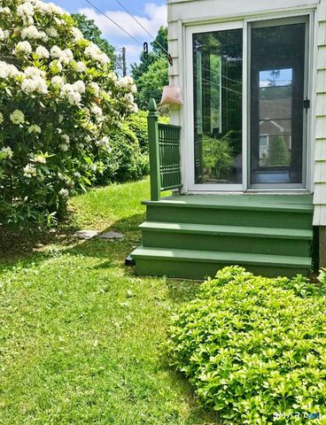 20 Condon Street, Berlin, CT 06037