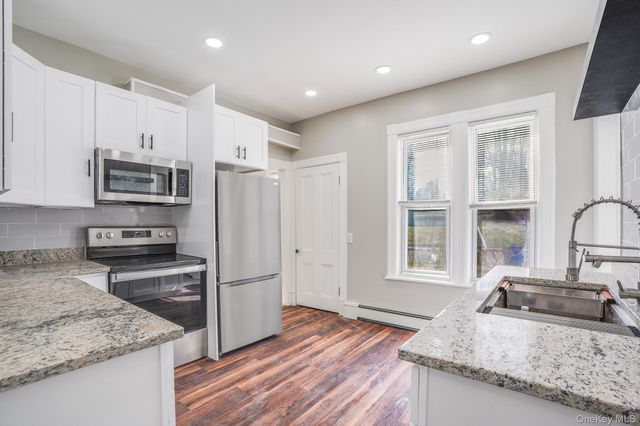 27 Orchard Place, Poughkeepsie, NY 12601