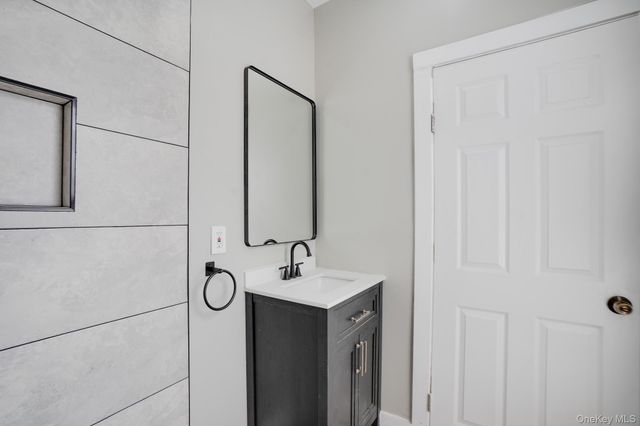 27 Orchard Place, Poughkeepsie, NY 12601