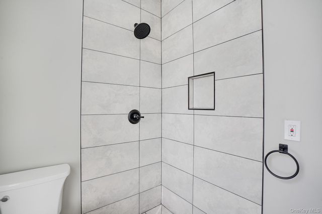 27 Orchard Place, Poughkeepsie, NY 12601