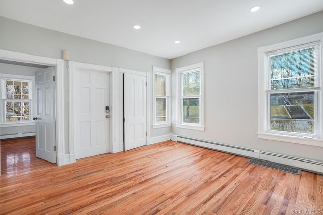 27 Orchard Place, Poughkeepsie, NY 12601