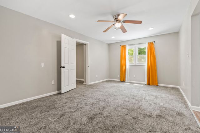 45 Domineck Street, Newnan, GA 30263