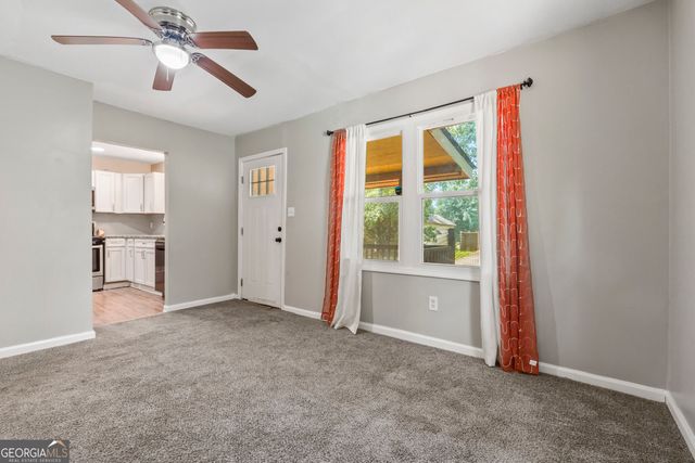 45 Domineck Street, Newnan, GA 30263