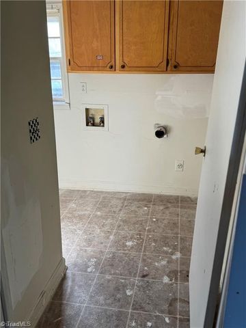 409 Lindsey Street A,B,C,D,E, Reidsville, NC 27320