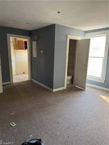 409 Lindsey Street A,B,C,D,E, Reidsville, NC 27320