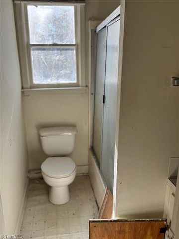 409 Lindsey Street A,B,C,D,E, Reidsville, NC 27320