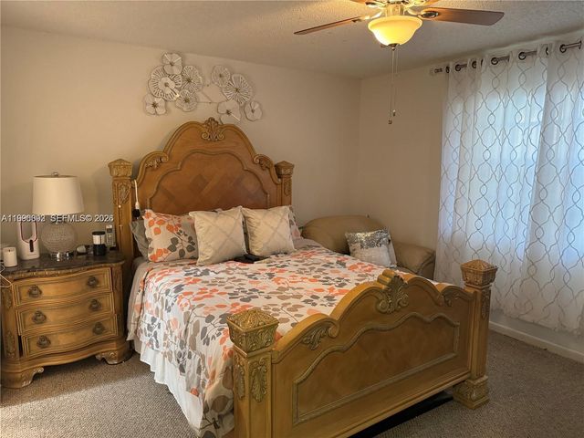 8664 SW 3rd St 101, Pembroke Pines, FL 33025