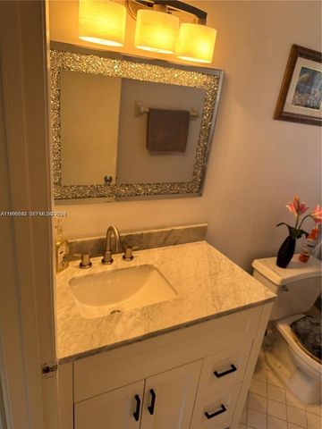 8664 SW 3rd St 101, Pembroke Pines, FL 33025