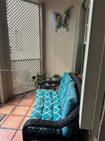 8664 SW 3rd St 101, Pembroke Pines, FL 33025