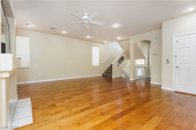 8467 East BISMARK SAPPHIRE Street, Las Vegas, NV 89139