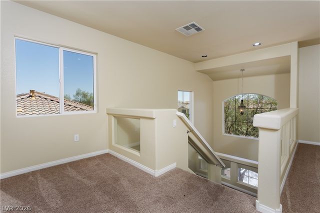 8467 East BISMARK SAPPHIRE Street, Las Vegas, NV 89139