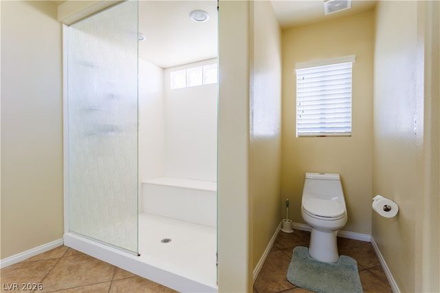 8467 East BISMARK SAPPHIRE Street, Las Vegas, NV 89139