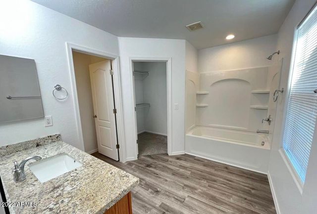 2114 N 78TH Glen, Phoenix, AZ 85035