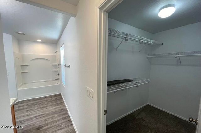 2114 N 78TH Glen, Phoenix, AZ 85035