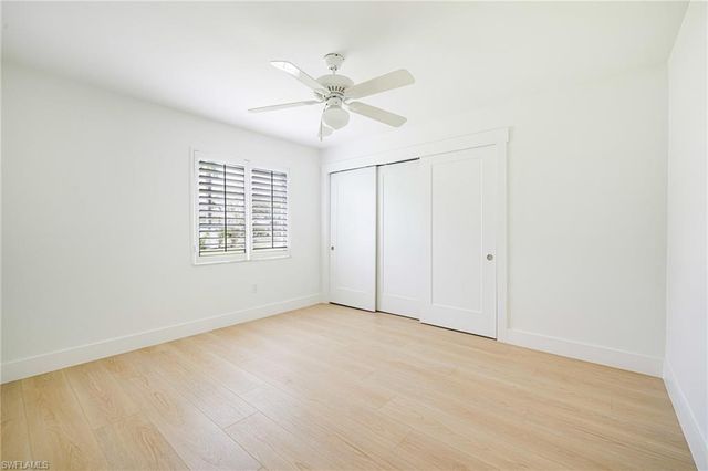 16 Crooked LN # 8, Naples, FL 34112