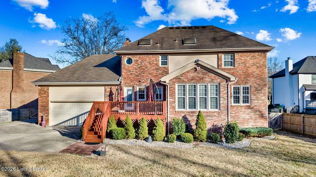 1125 Blackthorn Rd, Louisville, KY 40299