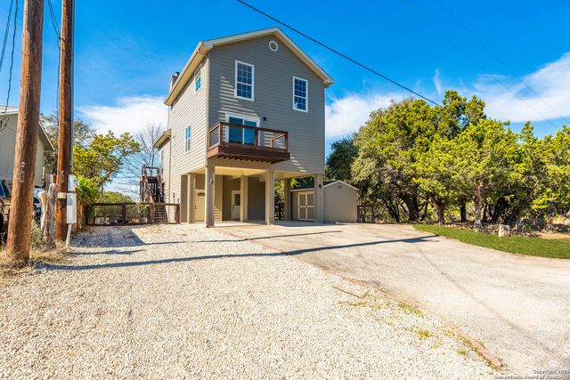 1156 Riviera, Canyon Lake, TX 78133