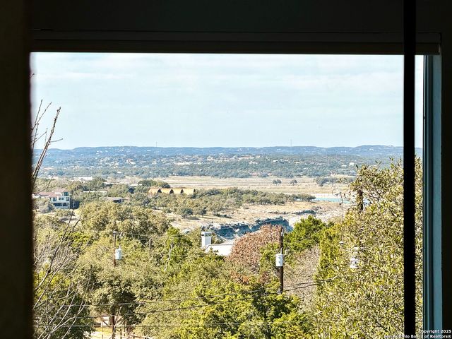 1156 Riviera, Canyon Lake, TX 78133