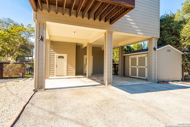 1156 Riviera, Canyon Lake, TX 78133
