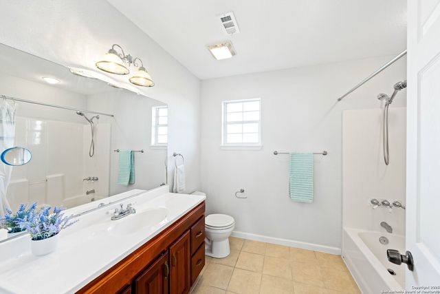1156 Riviera, Canyon Lake, TX 78133
