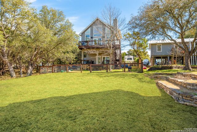 1156 Riviera, Canyon Lake, TX 78133