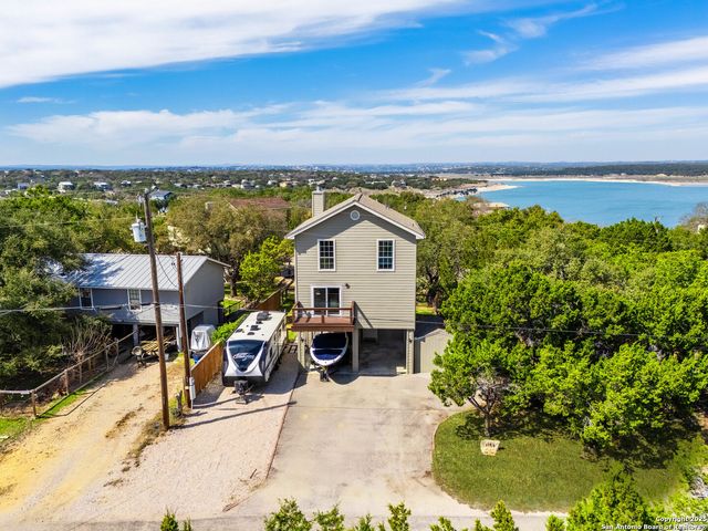 1156 Riviera, Canyon Lake, TX 78133
