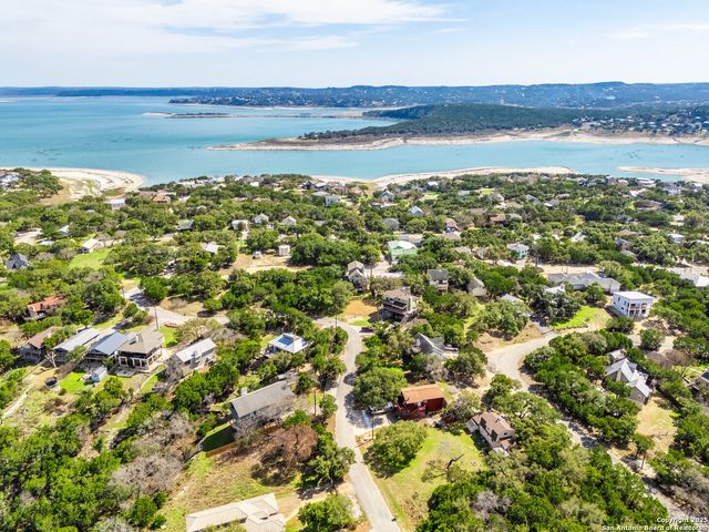 1156 Riviera, Canyon Lake, TX 78133