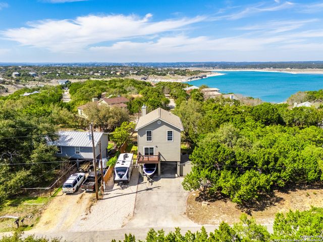 1156 Riviera, Canyon Lake, TX 78133