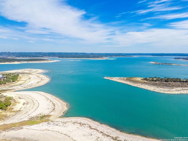 1156 Riviera, Canyon Lake, TX 78133