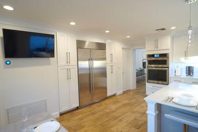 1000 NE 8th Street, Pompano Beach, FL 33060