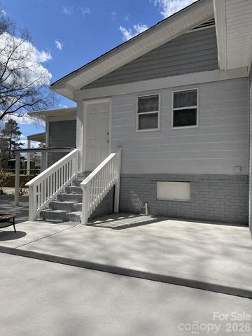 1713 Browns Avenue, Charlotte, NC 28208