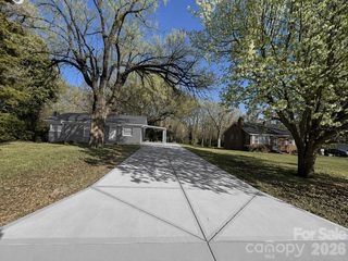 1713 Browns Avenue, Charlotte, NC 28208