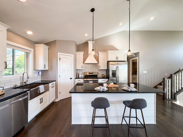 1657 Century Ridge Lane NE, Rochester, MN 55906