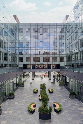 14449 Northern Boulevard 309, Flushing, NY 11354