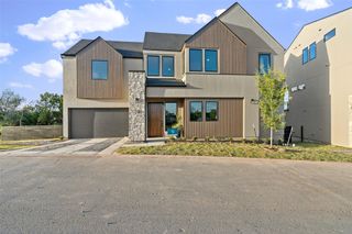 9803 Ribelin Ranch CT 9, Austin, TX 78750