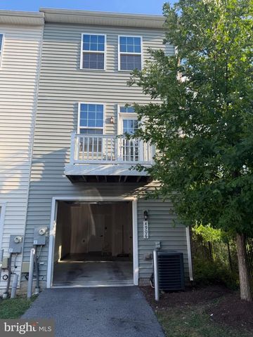4906 CREST VIEW DR, Hyattsville, MD 20782