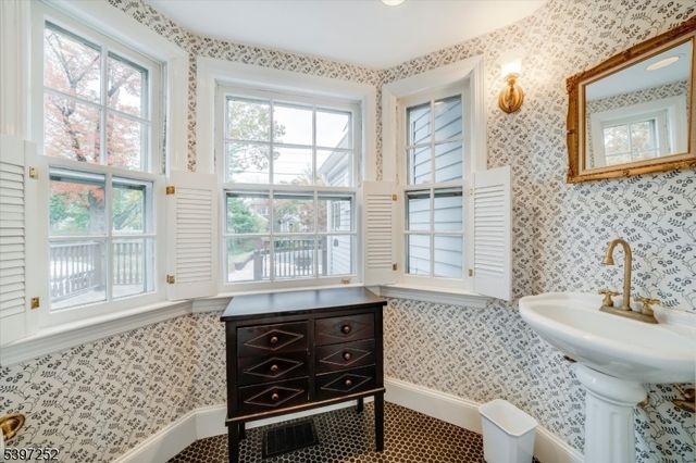 74 Duffield Dr, South Orange Village Twp., NJ 07079