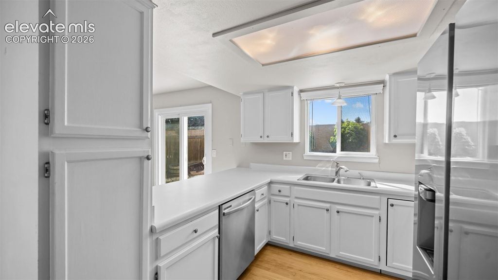 5123 Stillwater Drive, Colorado Springs, CO 80923 — photo 3