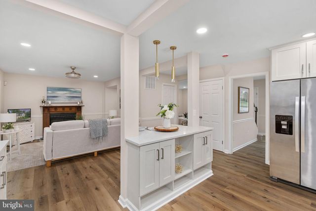 4749 SHADOW OAK CT, Dumfries, VA 22025