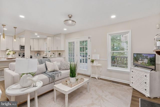 4749 SHADOW OAK CT, Dumfries, VA 22025