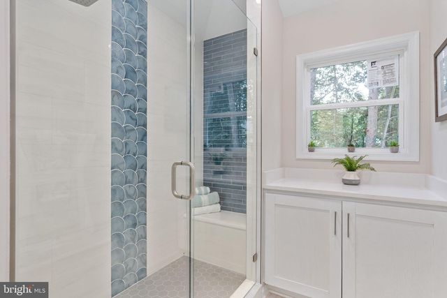 4749 SHADOW OAK CT, Dumfries, VA 22025
