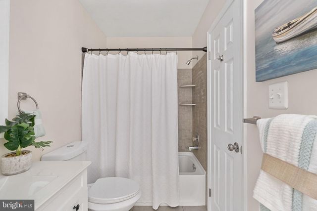 4749 SHADOW OAK CT, Dumfries, VA 22025