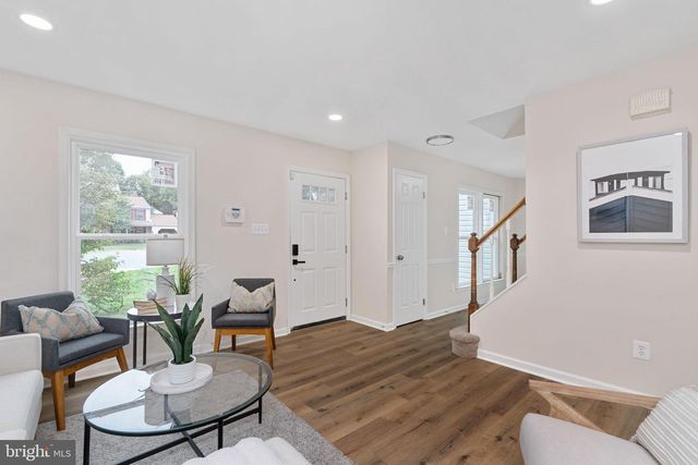 4749 SHADOW OAK CT, Dumfries, VA 22025