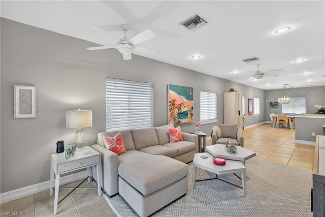 740 5th AVE N, Naples, FL 34102