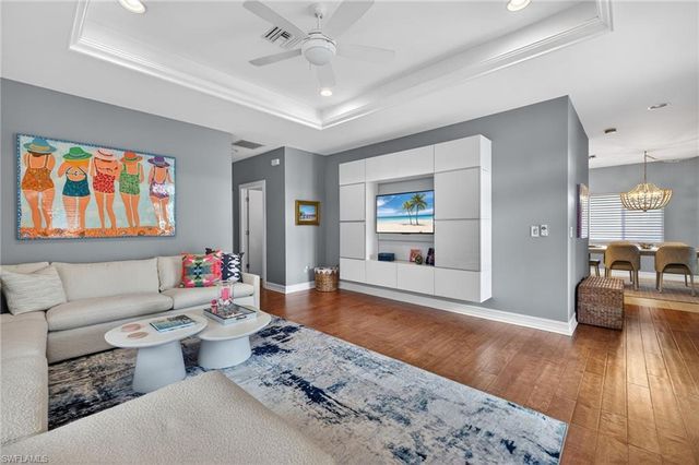 740 5th AVE N, Naples, FL 34102